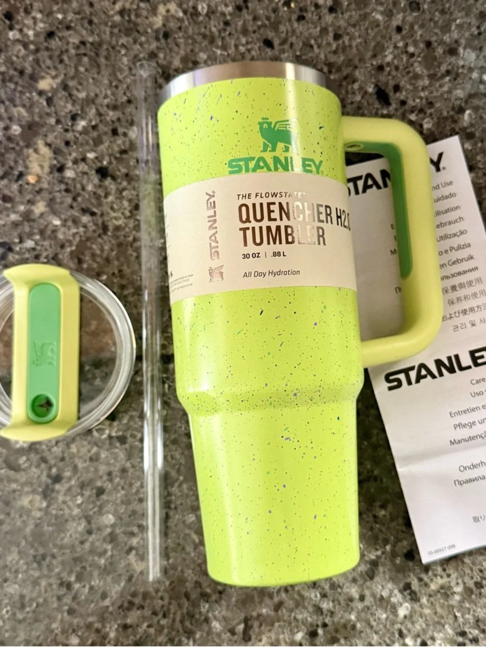 New Stanley Quencher H2.0 Tumbler Straw Cup 30oz RETIRED COLOR- Citron Speckle - Picture 2 of 12